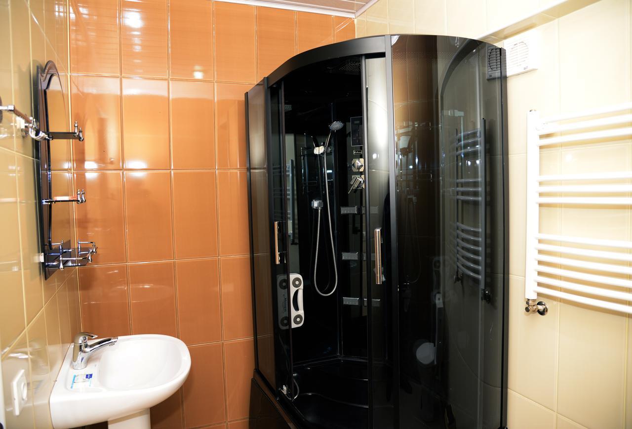 Hotel Elegant Tbilisi Eksteriør billede