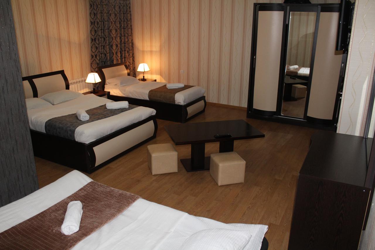 Hotel Elegant Tbilisi Eksteriør billede