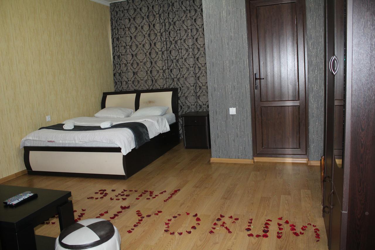 Hotel Elegant Tbilisi Eksteriør billede