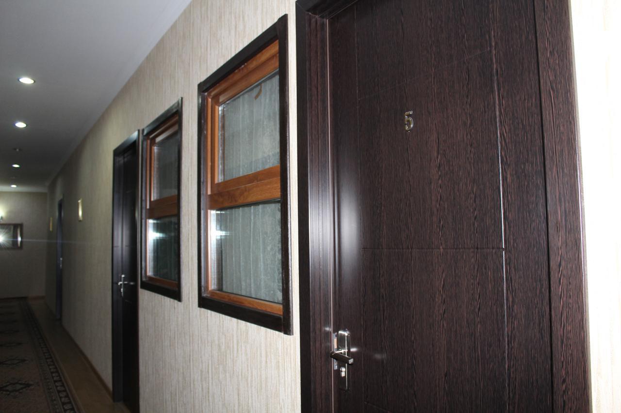 Hotel Elegant Tbilisi Eksteriør billede